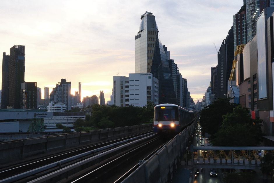 Bangkok BTS Skytrain row escalates into diplomatic headache as Italian Embassy shuts Facebook comments after viral clash – Malay Mail