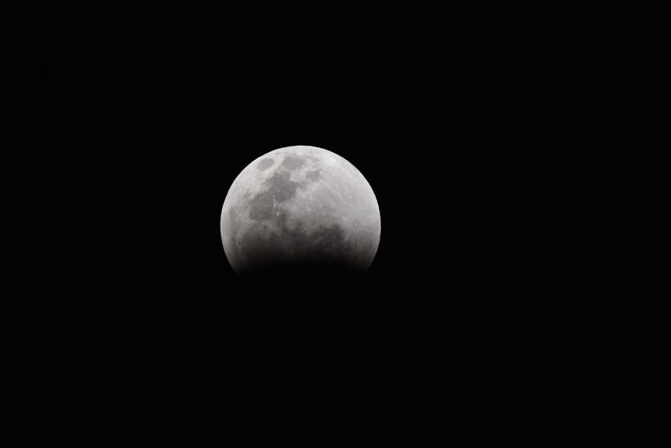 Partial lunar eclipse Aug. 27-28 live updates: 3 days to go, here's what you need to know - Space