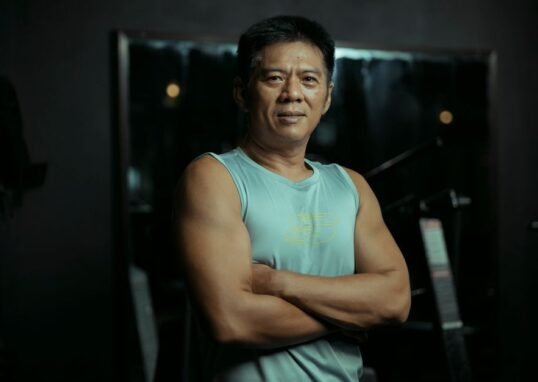 Former HK actor Lo Hoi Pang, 84, thanks Chow Yun Fat for motivating him to stay active – The Star