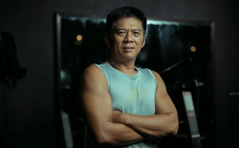 Former HK actor Lo Hoi Pang, 84, thanks Chow Yun Fat for motivating him to stay active – The Star