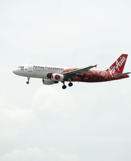 Avoid the F1 rush: AirAsia advises extra KLIA travel time Oct 2-4 – Malay Mail