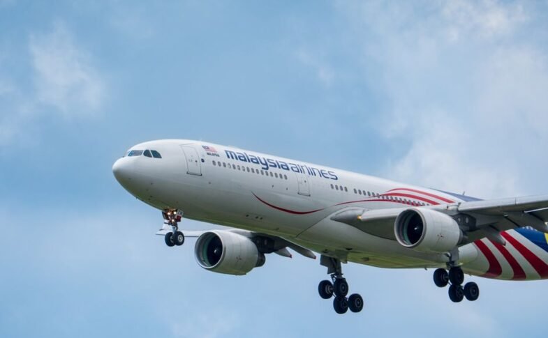 MH1 Cancelled, Malaysia Airlines Adds Recovery Flights After UK NATS Outage – BusinessToday Malaysia