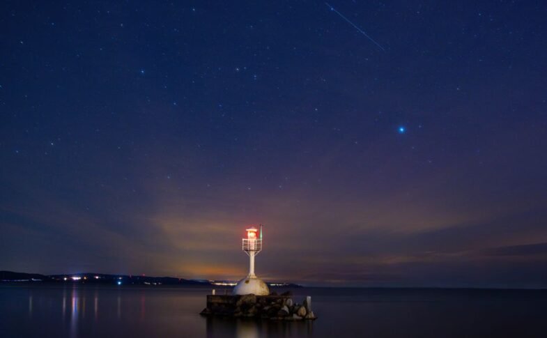Luminous object lights up Brunei’s evening sky – The Star