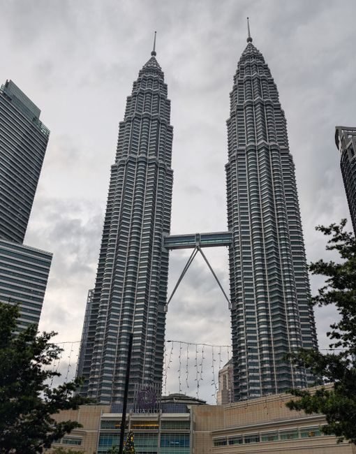 Petronas boosts payments to Malaysia as oil prices surge – Free Malaysia Today