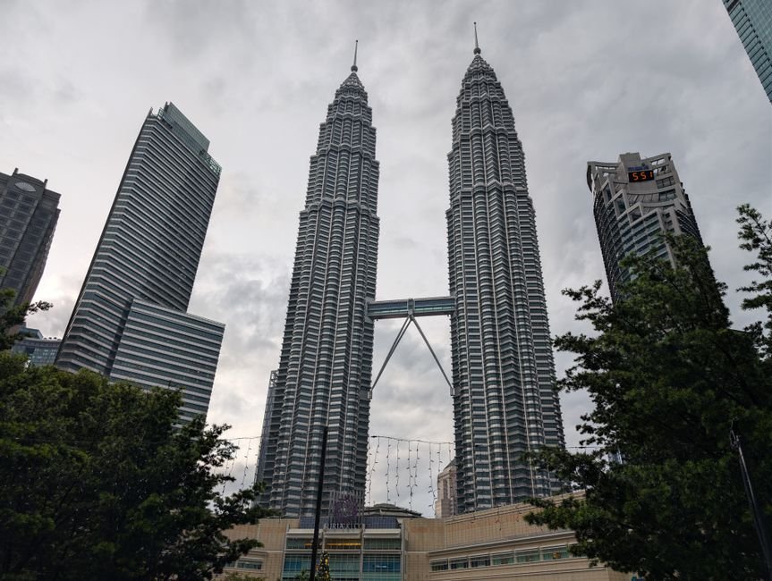 Petronas boosts payments to Malaysia as oil prices surge – Free Malaysia Today
